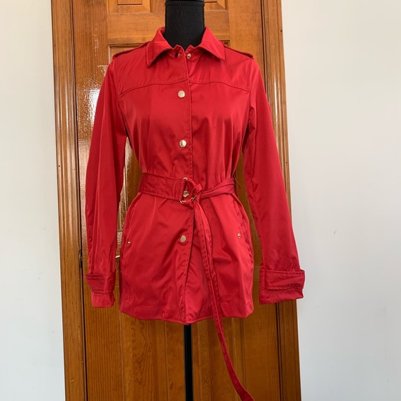 Zara Red Lightweight Jacket - Picture 2 of 3